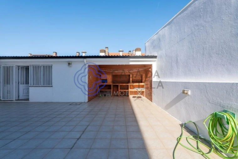 Moradia T5 para Venda em Mafamude e Vilar do Paraíso Foto 72