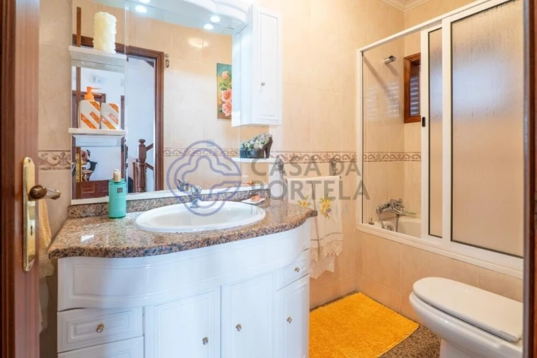 Moradia T5 para Venda em Mafamude e Vilar do Paraíso Foto 96