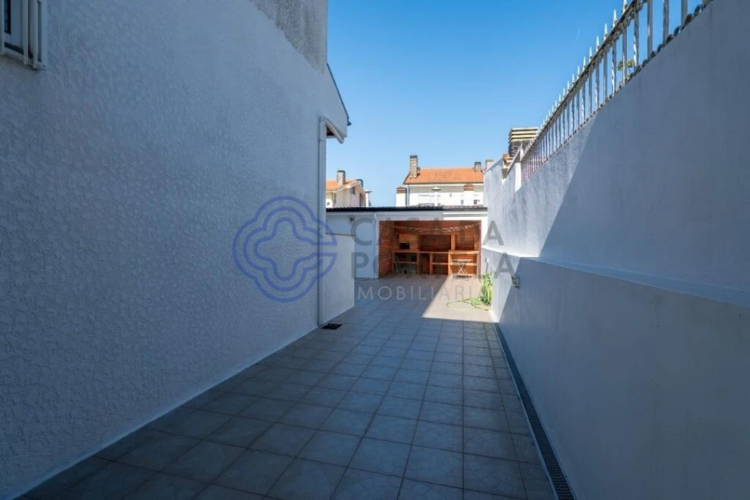 Moradia T5 para Venda em Mafamude e Vilar do Paraíso Foto 142