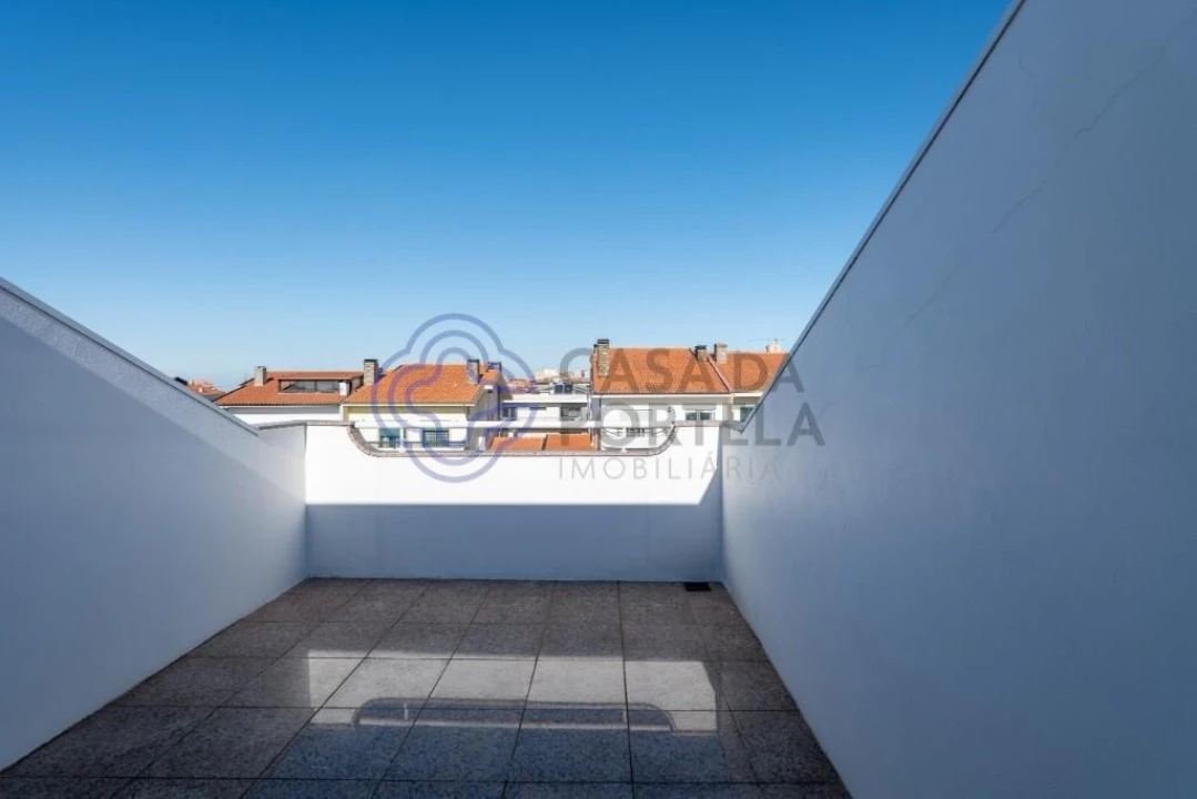 Moradia T5 para Venda em Mafamude e Vilar do Paraíso Foto 41