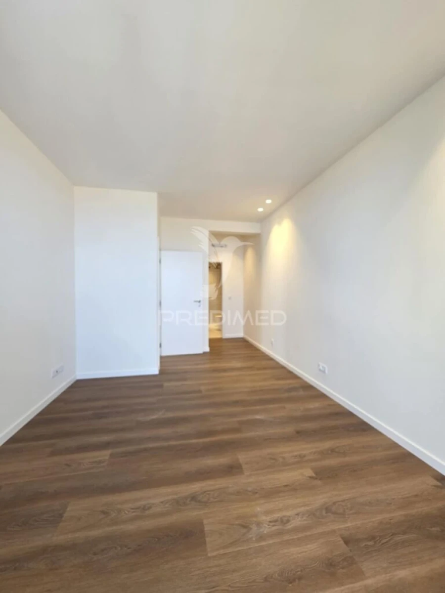 Moradia T3 para Venda em Santo Antonio Foto 20