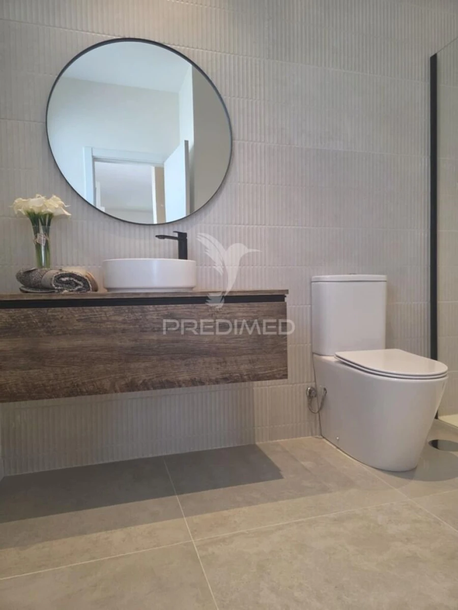 Moradia T3 para Venda em Santo Antonio Foto 19