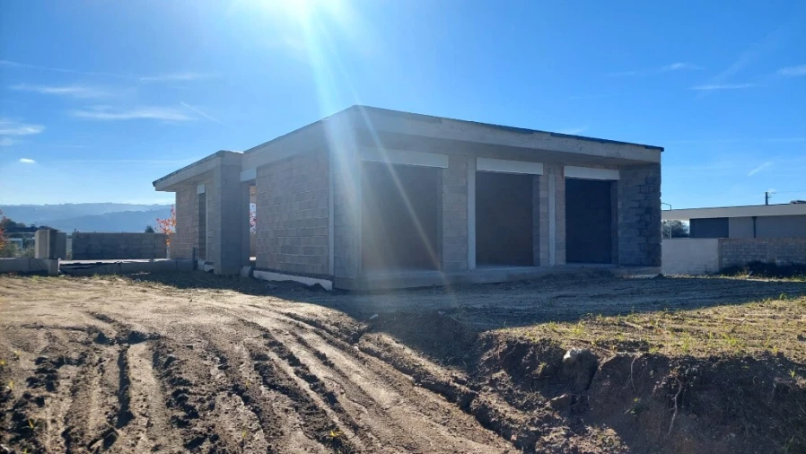 Moradia T3 para Venda em Amares e Figueiredo Foto 7