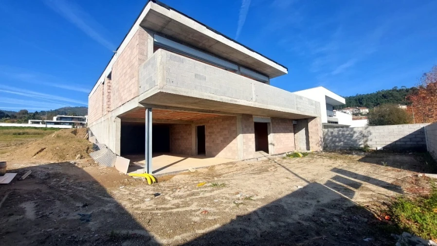 Moradia T3 para Venda em Amares e Figueiredo Foto 8