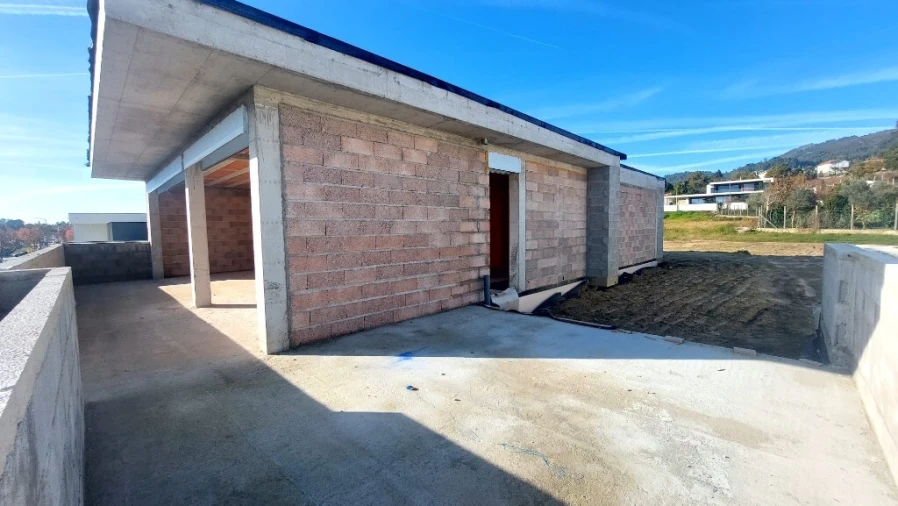 Moradia T3 para Venda em Amares e Figueiredo Foto 6