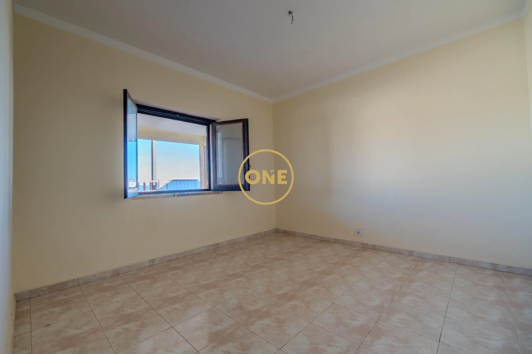 Moradia T2 para Venda em Carnota Foto 9