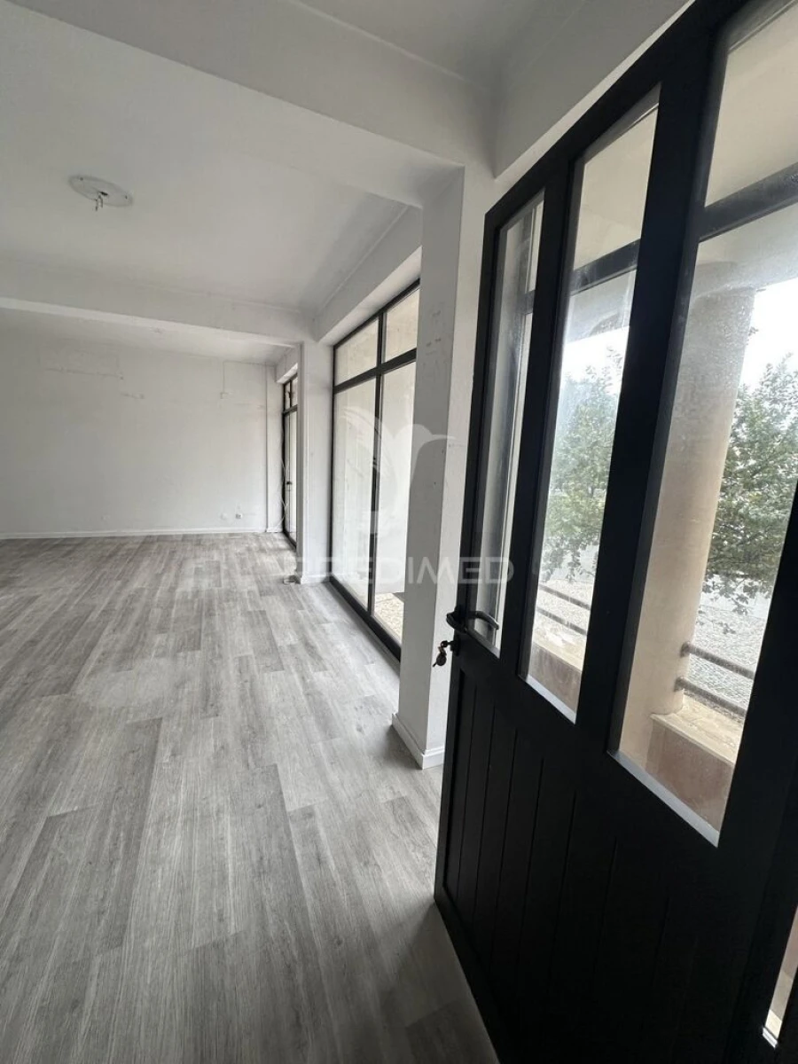 Loja para Arrendamento em Leiria, Pousos, Barreira e Cortes Foto 2