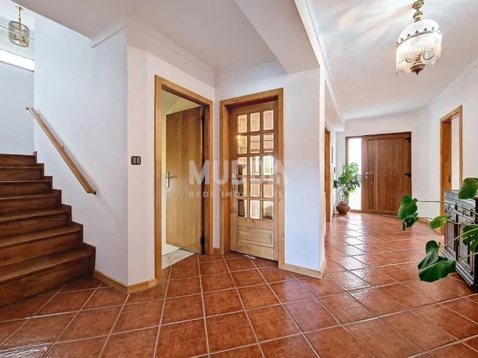 Moradia T5 para Venda em Sé, Santa Maria e Meixedo Foto 2