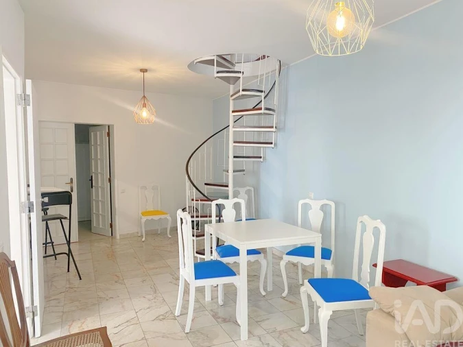 Moradia T2 para Arrendamento em São Domingos de Rana Foto 8