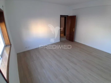 Apartamento T2 para Venda em Baguim do Monte (Rio Tinto)