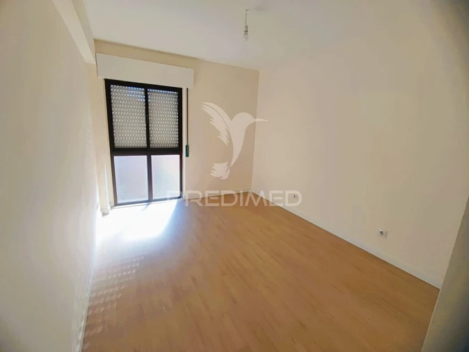 Apartamento T2 para Venda em Algueirão-Mem Martins Foto 19