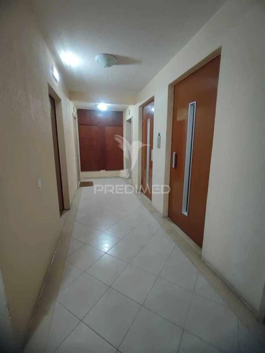 Apartamento T2 para Venda em Algueirão-Mem Martins Foto 2