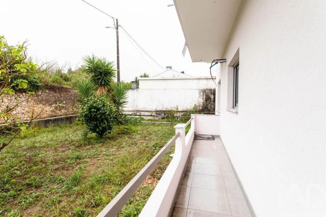 Apartamento T2 para Venda em Eiras e São Paulo de Frades Foto 25