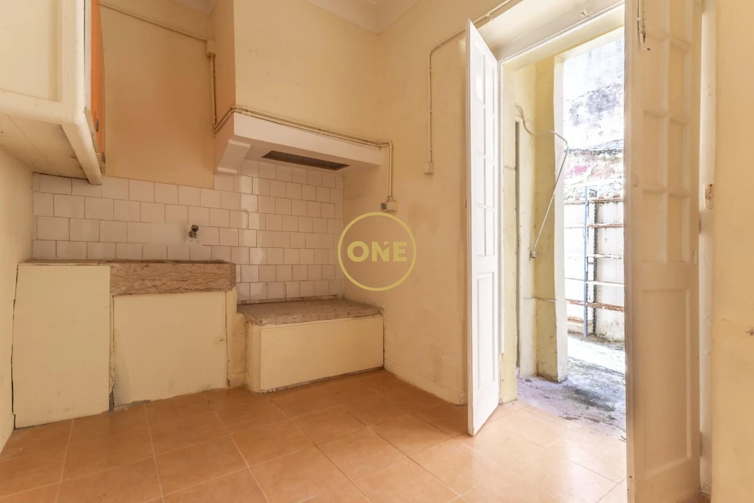 Loja para Venda em Falagueira-Venda Nova Foto 5