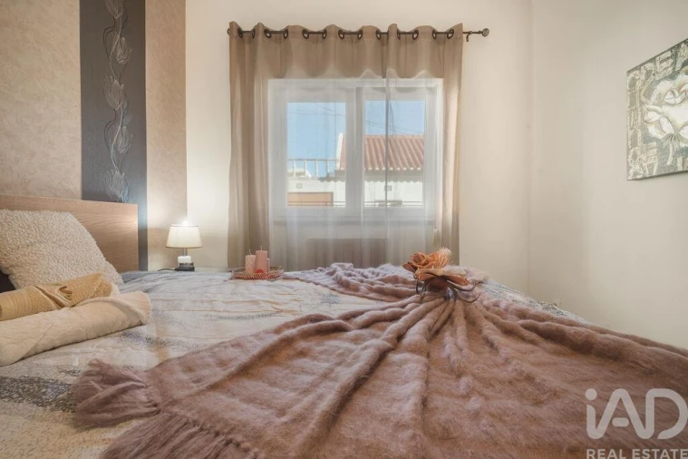 Apartamento T2 para Venda em Nazare Foto 6