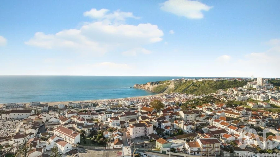 Apartamento T2 para Venda em Nazare Foto 30