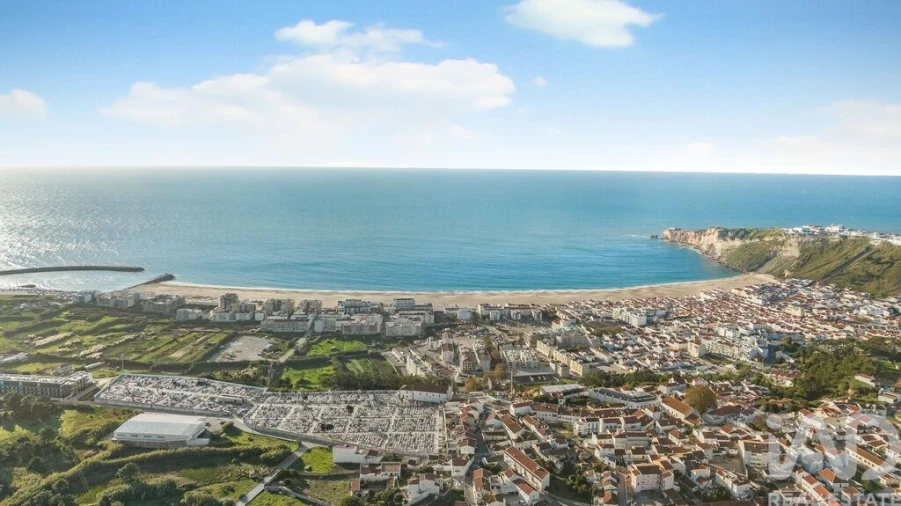 Apartamento T2 para Venda em Nazare Foto 2