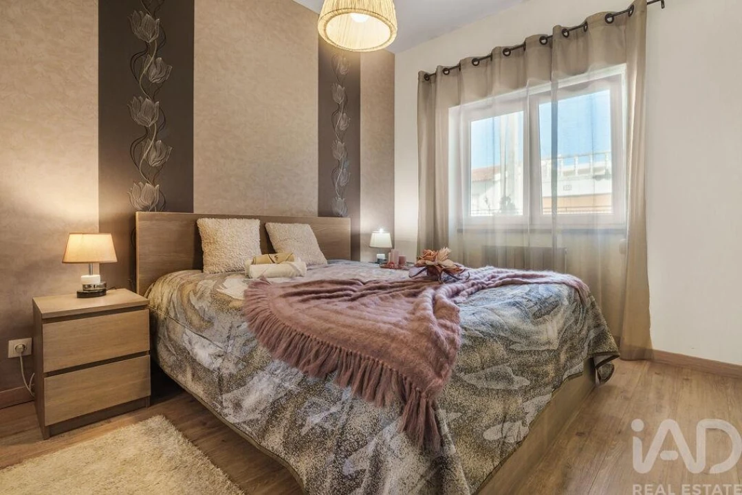 Apartamento T2 para Venda em Nazare Foto 5