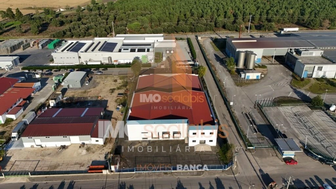 Armazém para Venda em Alpiarça Foto 2