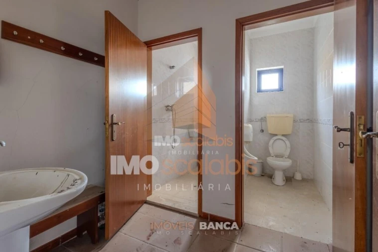 Armazém para Venda em Alpiarça Foto 19