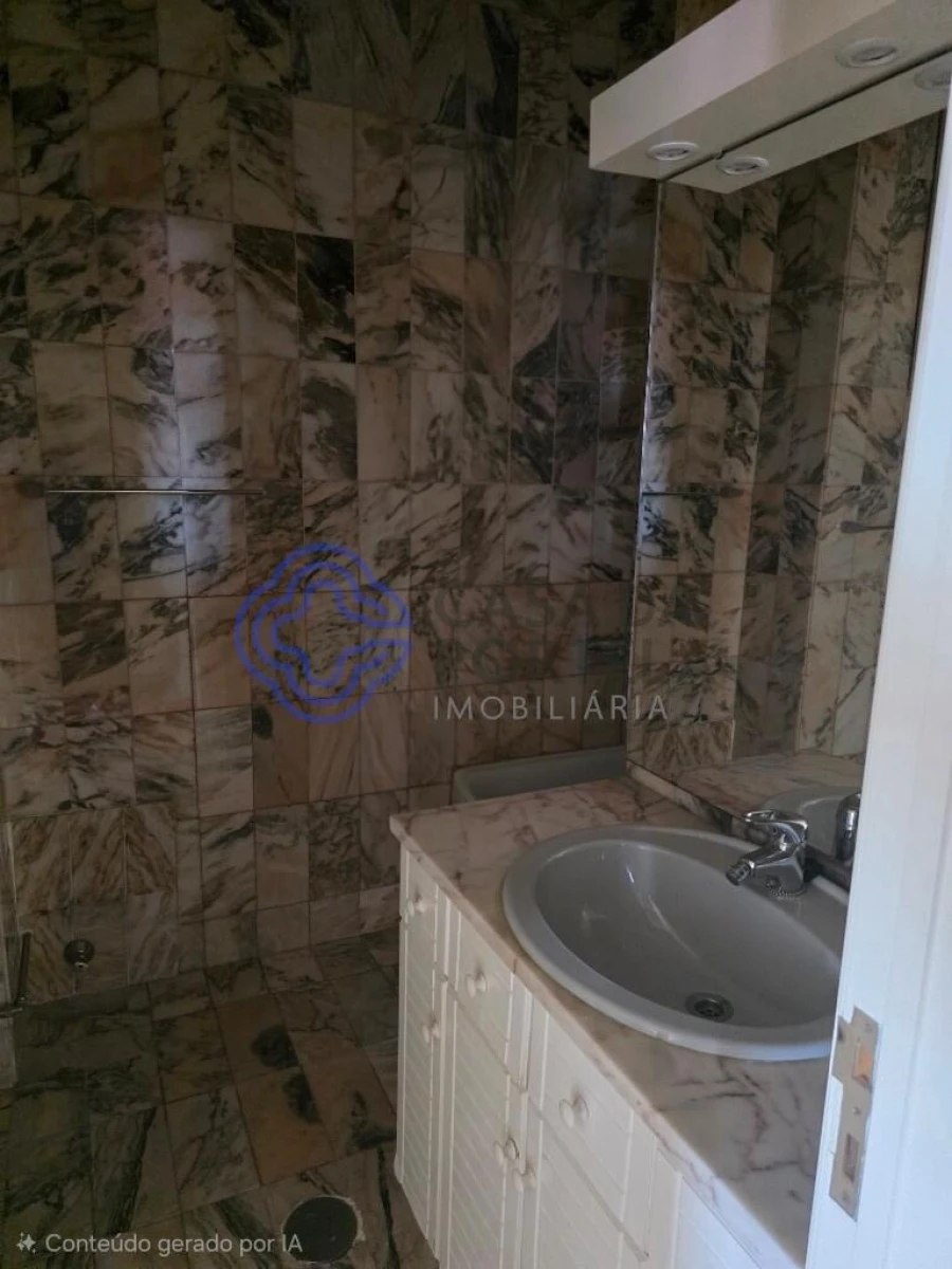 Apartamento T4 para Venda em Espinho Foto 19