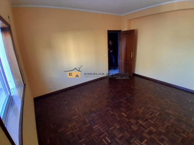 Apartamento T2 para Venda em Baguim do Monte (Rio Tinto) Foto 4