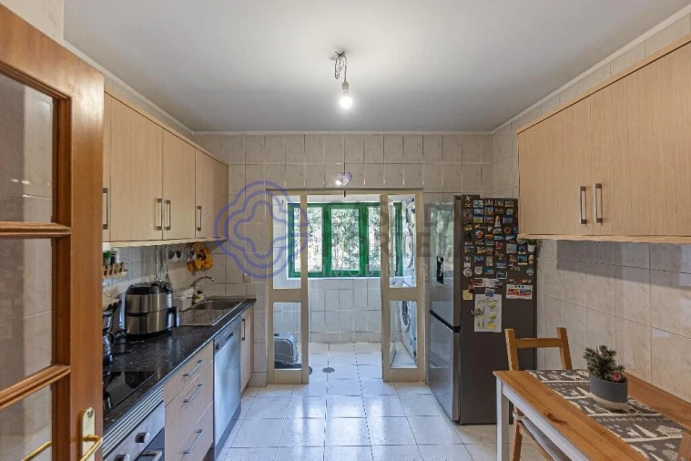 Apartamento T2 para Venda em Fânzeres e São Pedro da Cova Foto 10