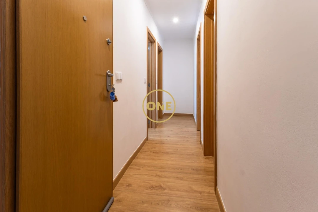 Apartamento T2 para Venda em Falagueira-Venda Nova Foto 6