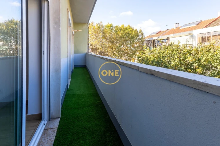 Apartamento T2 para Venda em Falagueira-Venda Nova Foto 14