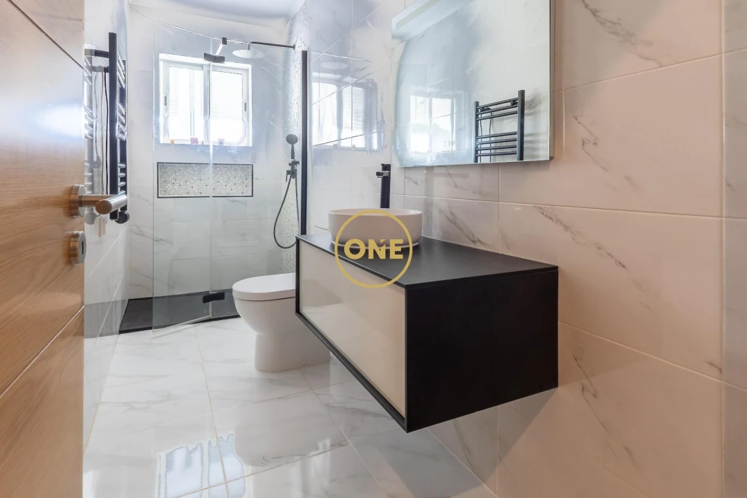 Apartamento T2 para Venda em Falagueira-Venda Nova Foto 8