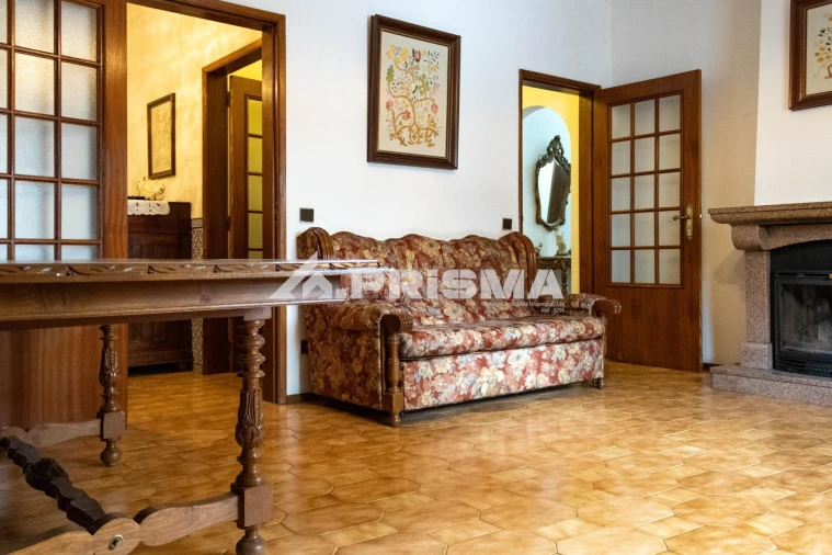 Apartamento T3 para Venda em Alcains Foto 4