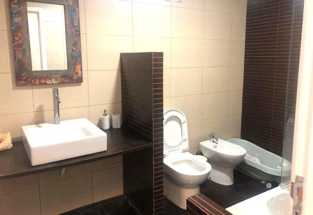 Moradia T3 para Venda em Corroios Foto 22