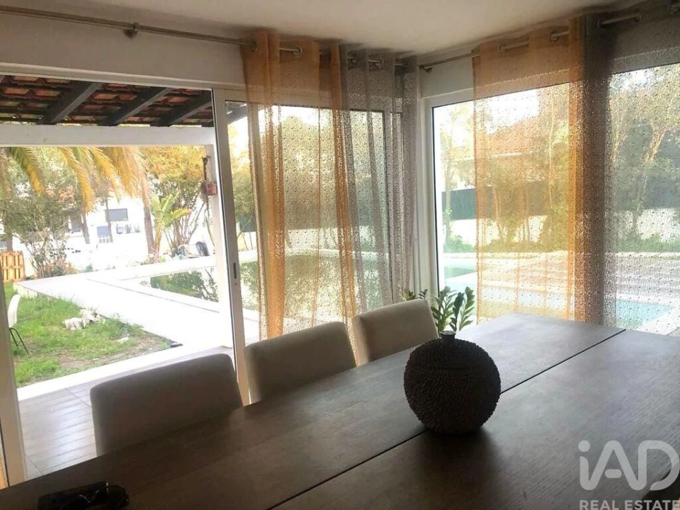 Moradia T3 para Venda em Corroios Foto 17