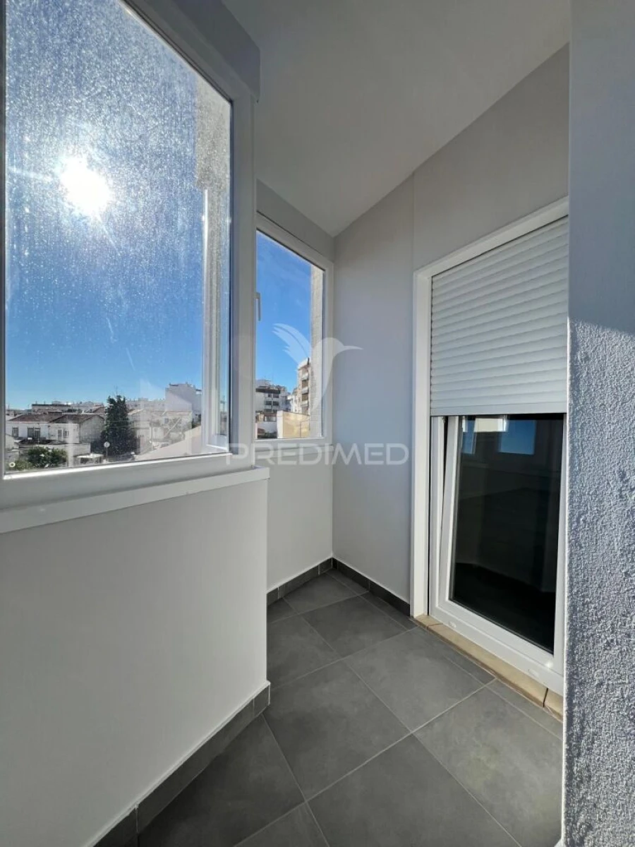 Apartamento T3 para Venda em Portimão Foto 15