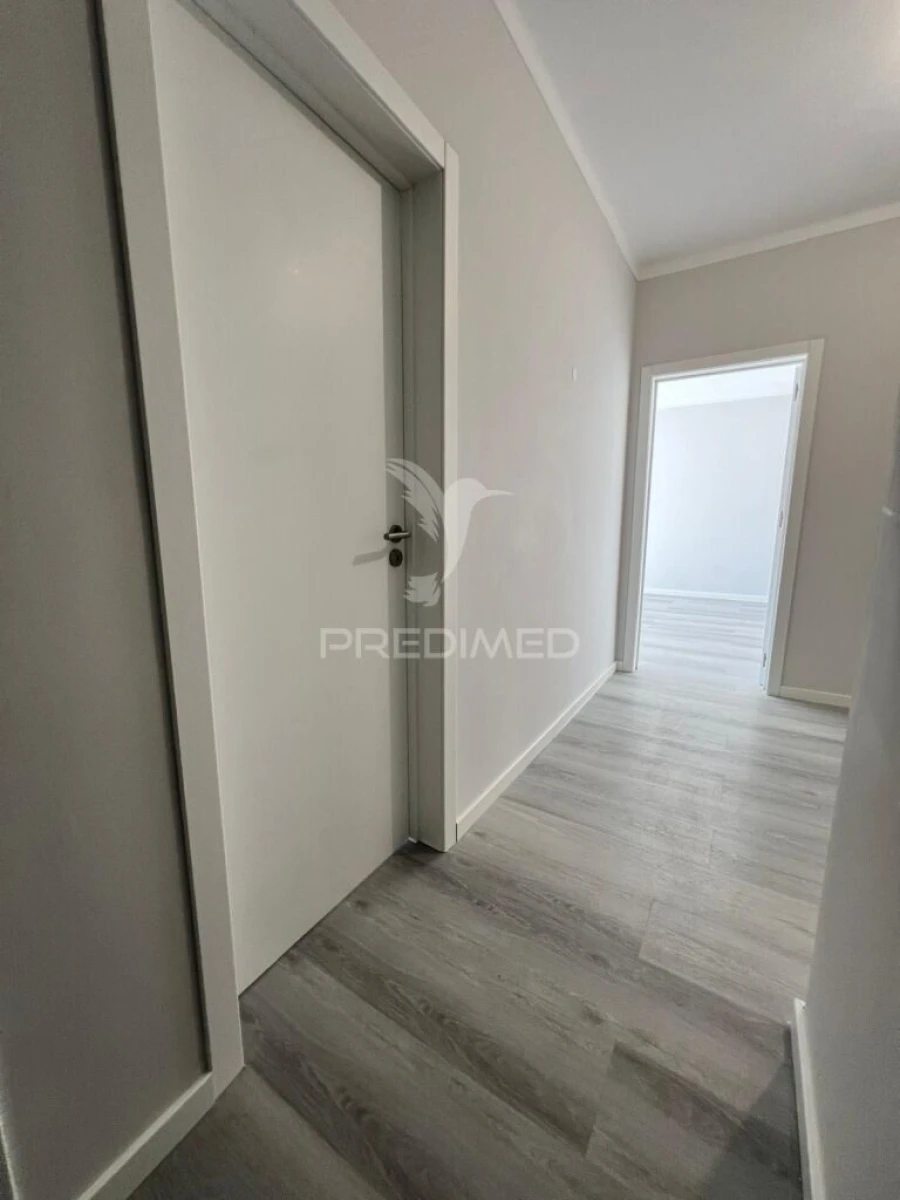 Apartamento T3 para Venda em Portimão Foto 16