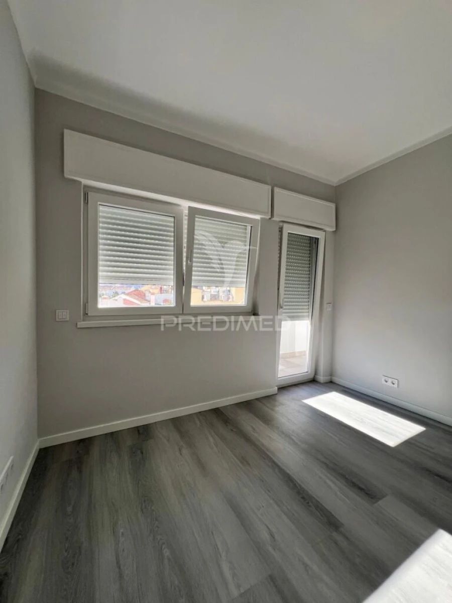 Apartamento T3 para Venda em Portimão Foto 20