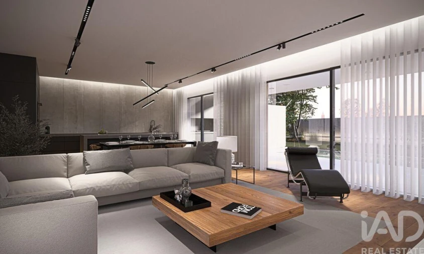 Moradia T4 para Venda em Santa Maria, São Pedro e Sobral da Lagoa Foto 2