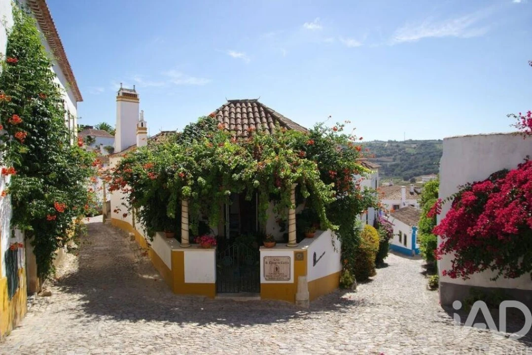 Moradia T4 para Venda em Santa Maria, São Pedro e Sobral da Lagoa Foto 20