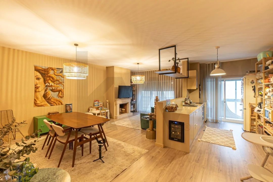 Apartamento T2 para Arrendamento em Santa Marinha e São Pedro da Afurada Foto 2