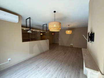 Apartamento T2 para Arrendamento em Santa Marinha e São Pedro da Afurada