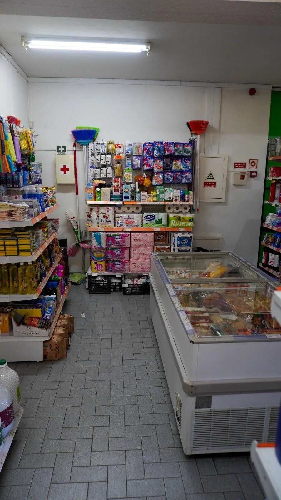 Loja para Trespasse em Nine Foto 19