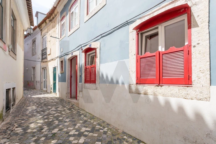 Apartamento T2 para Arrendamento em Santa Maria Maior Foto 24