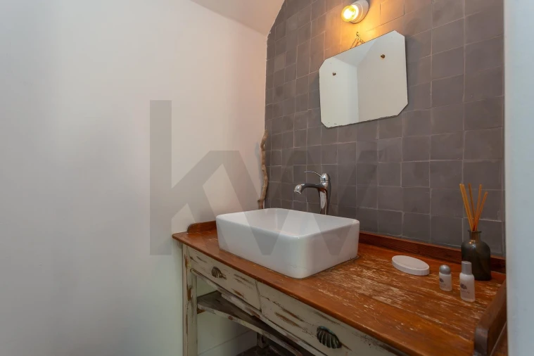 Apartamento T2 para Arrendamento em Santa Maria Maior Foto 14