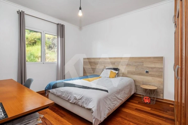 Moradia T3 para Venda em Arco da Calheta Foto 14