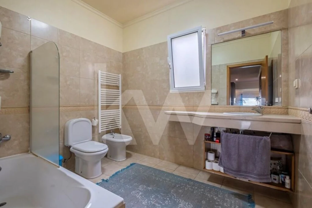 Moradia T3 para Venda em Arco da Calheta Foto 20