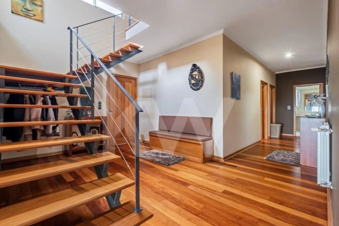 Moradia T3 para Venda em Arco da Calheta Foto 13