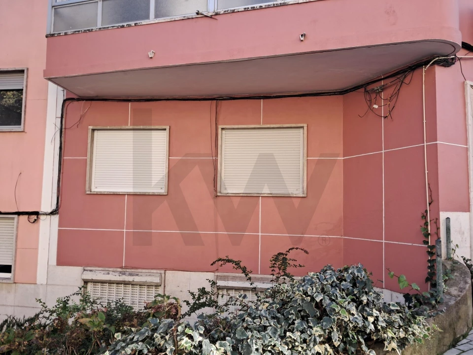 Apartamento T2 para Venda em Alfragide Foto 24