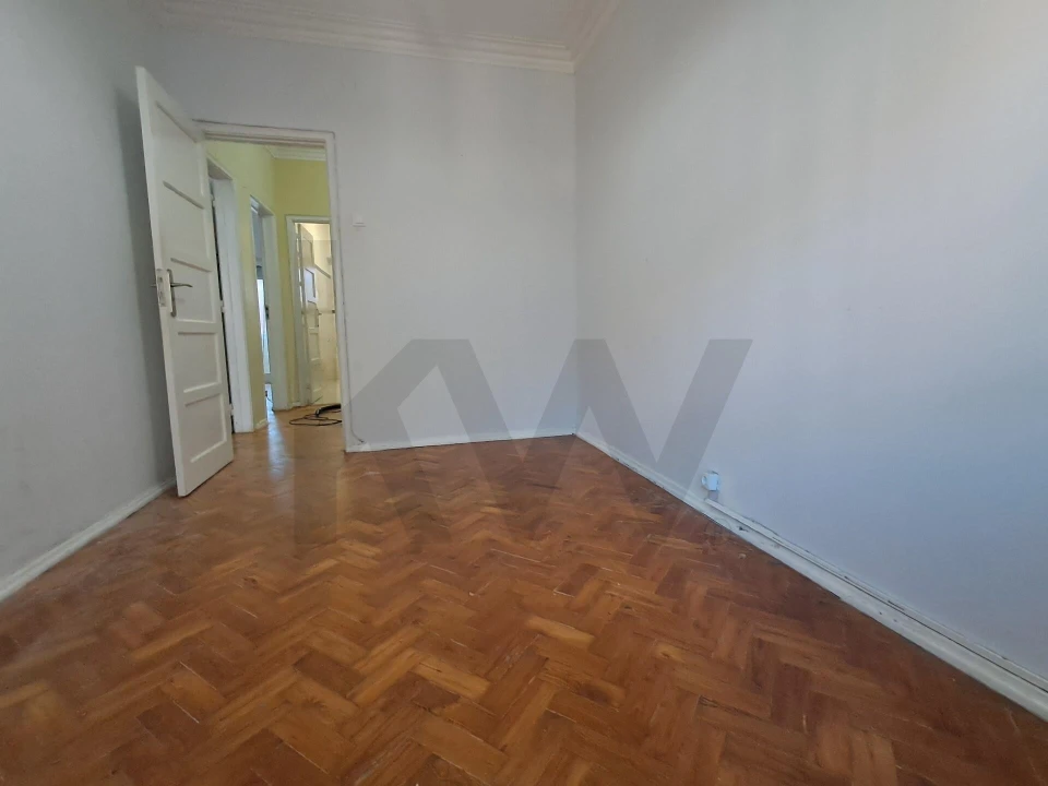 Apartamento T2 para Venda em Alfragide Foto 10