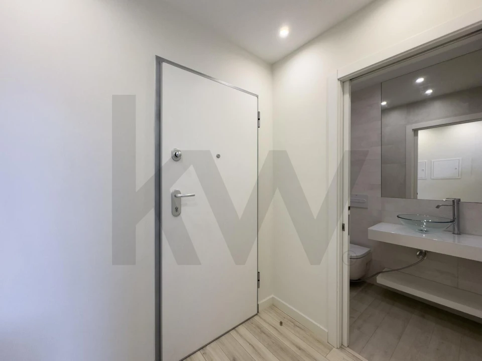 Apartamento T2 para Arrendamento em Arroios Foto 22