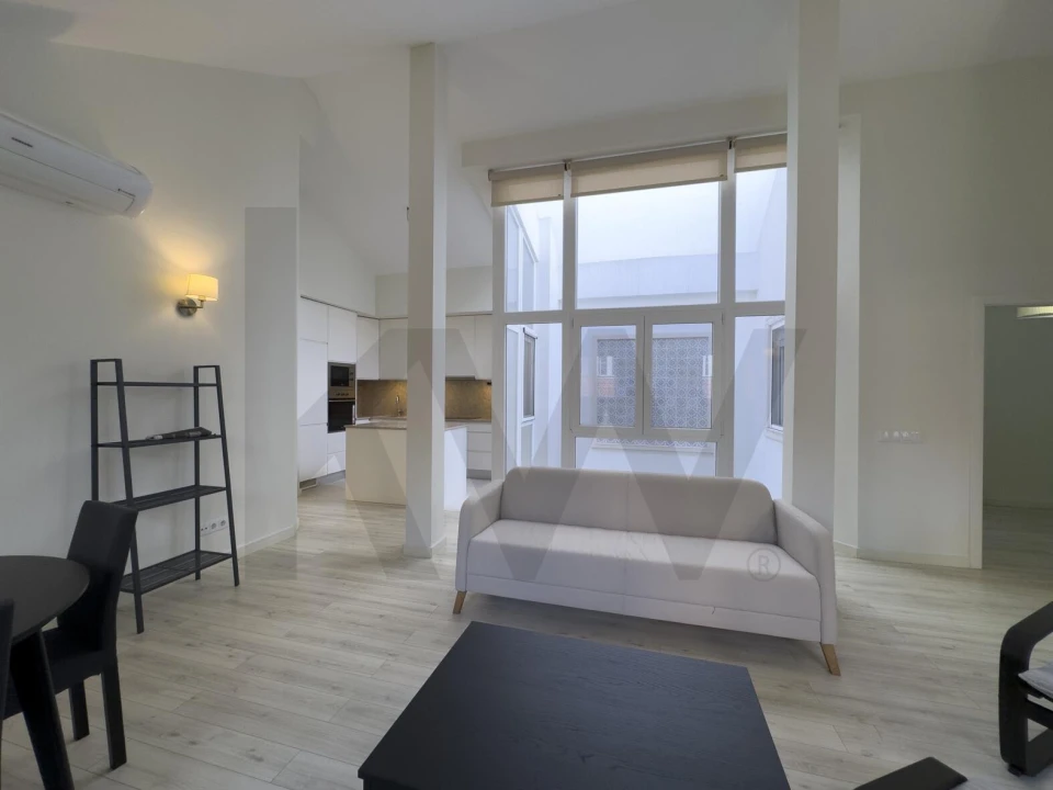 Apartamento T2 para Arrendamento em Arroios Foto 6
